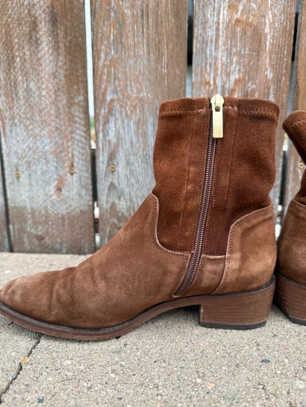 Aquatalia Women’s Brown Leather Sock Ankle Boot Side Zip Almond Toe Size 7 - Picture 5 of 15